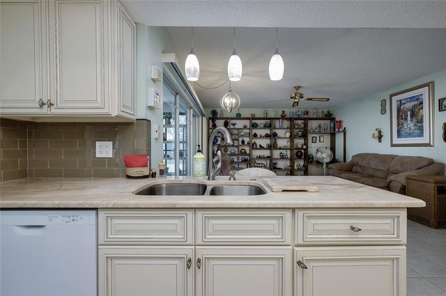 4311 POMPANO ROAD, Venice, FL 34293