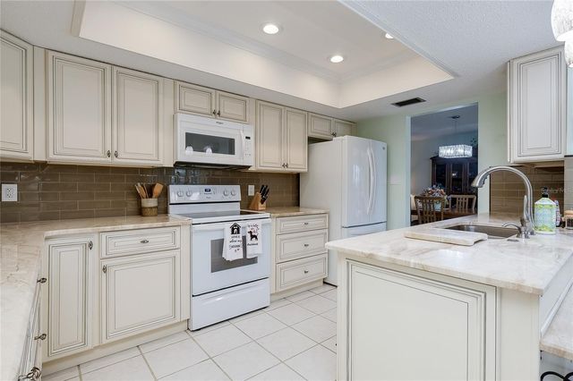 4311 POMPANO ROAD, Venice, FL 34293