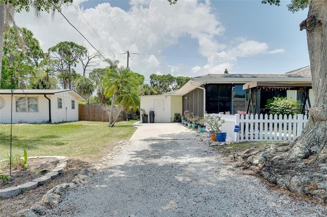 4311 POMPANO ROAD, Venice, FL 34293