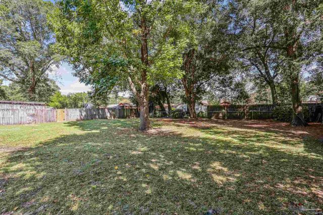 6636 Dallas Ave, Pensacola, FL 32526