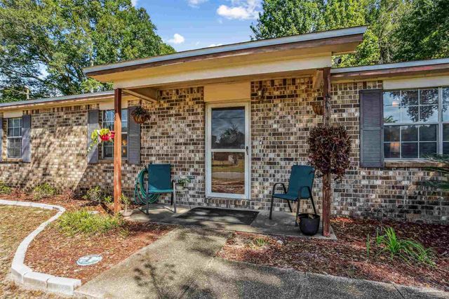 6636 Dallas Ave, Pensacola, FL 32526