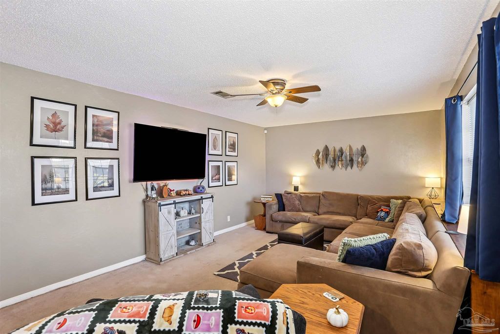 6636 Dallas Ave, Pensacola, FL 32526