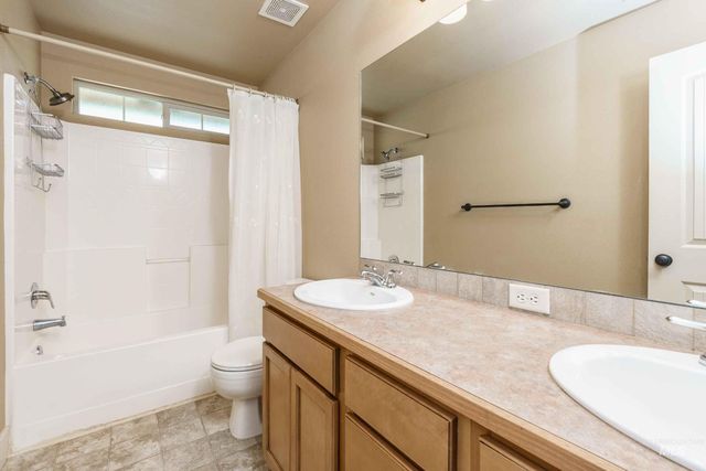 994 E Winding Creek, Eagle, ID 83616