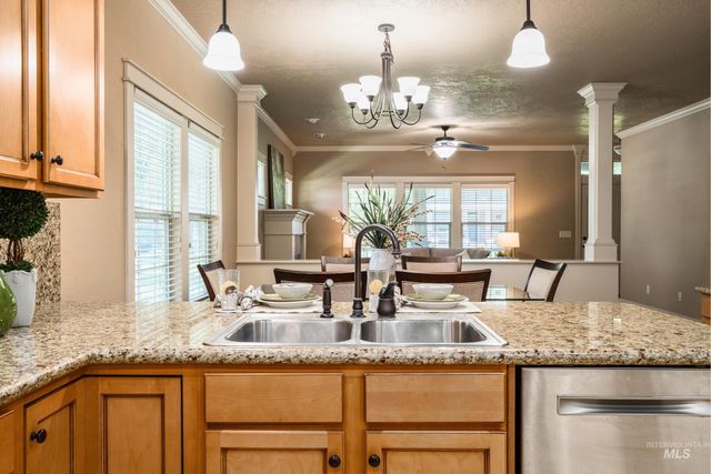 994 E Winding Creek, Eagle, ID 83616