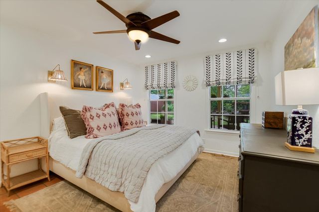 8917 Glenn LN, Austin, TX 78753
