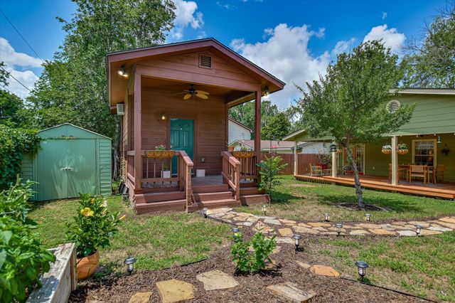 8917 Glenn LN, Austin, TX 78753