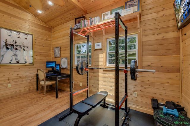 8917 Glenn LN, Austin, TX 78753