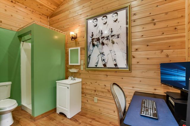 8917 Glenn LN, Austin, TX 78753