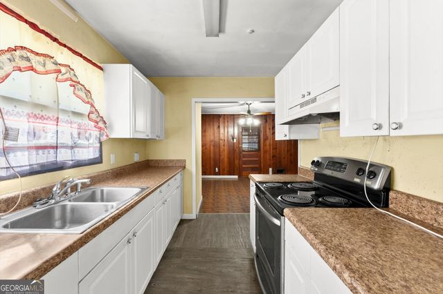 2247 Cypress Avenue, Morrow, GA 30260