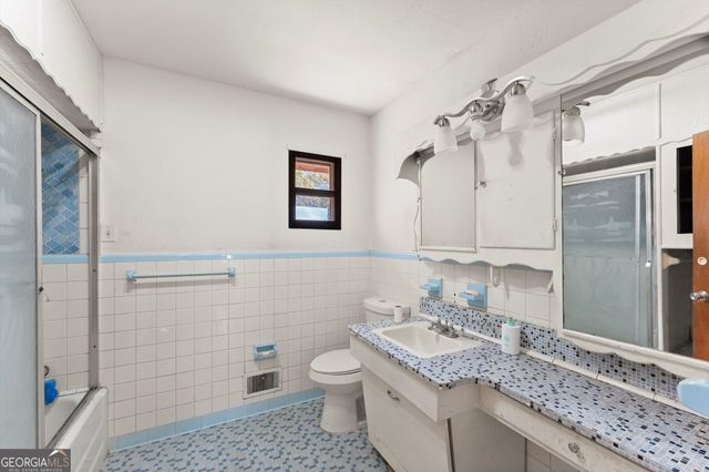 2247 Cypress Avenue, Morrow, GA 30260