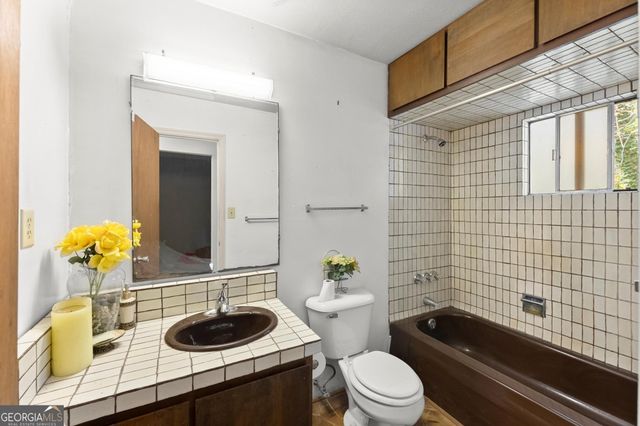 2247 Cypress Avenue, Morrow, GA 30260