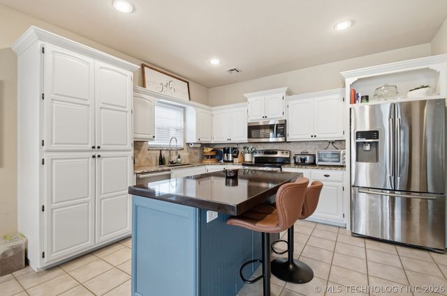 10338 E 111th Place, Bixby, OK 74008