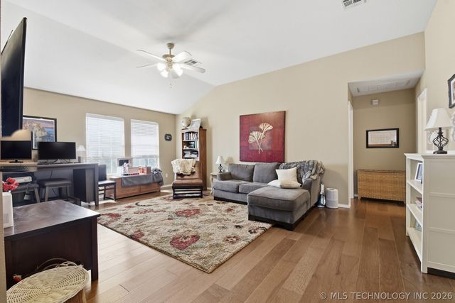 10338 E 111th Place, Bixby, OK 74008