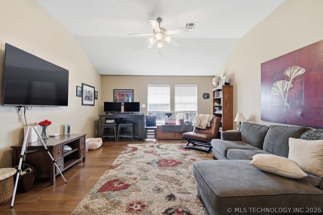 10338 E 111th Place, Bixby, OK 74008