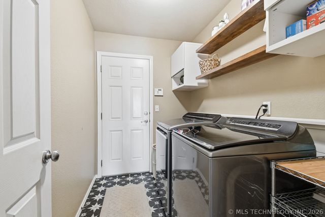 10338 E 111th Place, Bixby, OK 74008