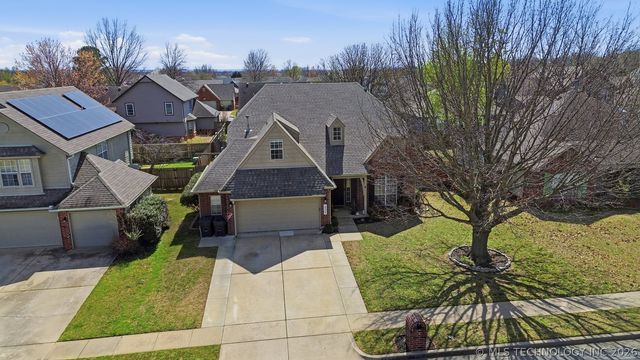 10338 E 111th Place, Bixby, OK 74008