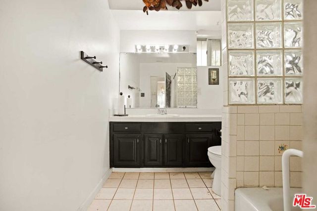 2308 Lime Avenue, Long Beach, CA 90806