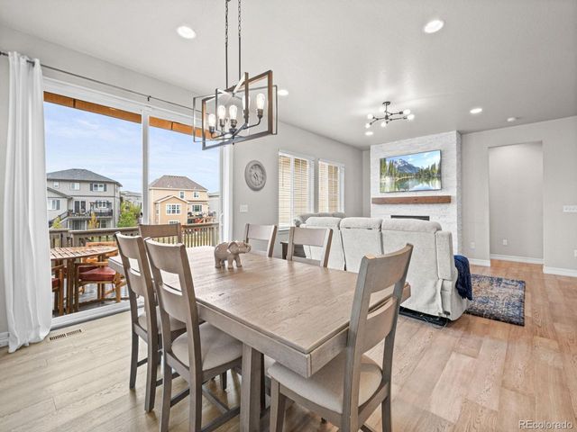 7379 S Shady Grove Way, Aurora, CO 80016