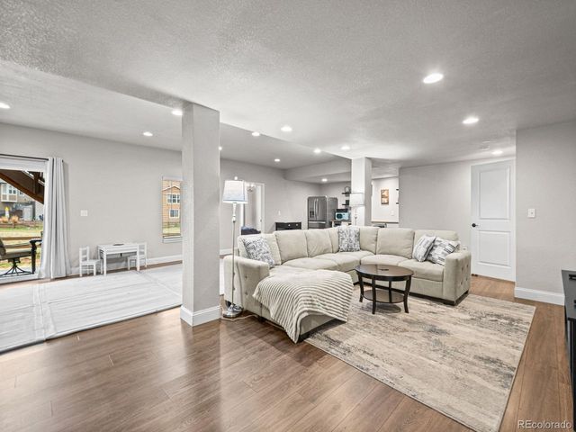 7379 S Shady Grove Way, Aurora, CO 80016