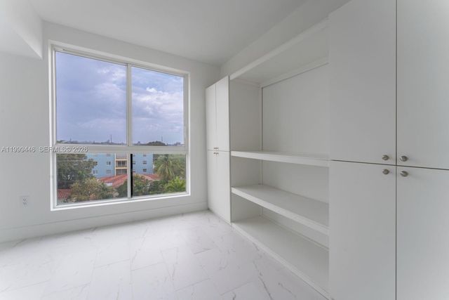 1850 Monroe Street 403, Hollywood, FL 33020