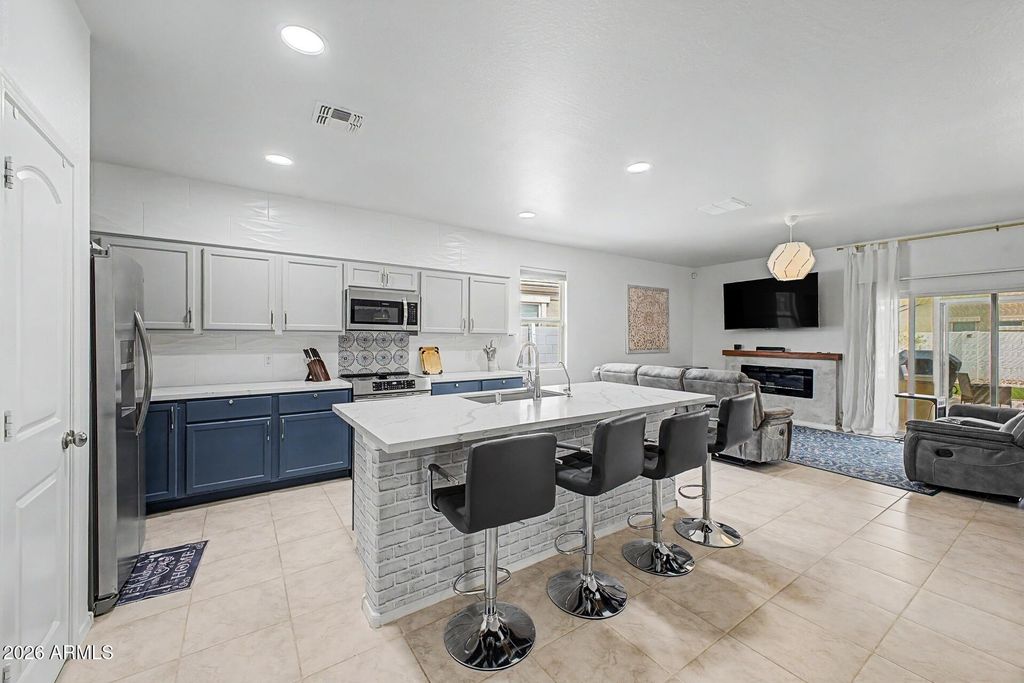 37002 W MADDALONI Avenue, Maricopa, AZ 85138 — photo 5