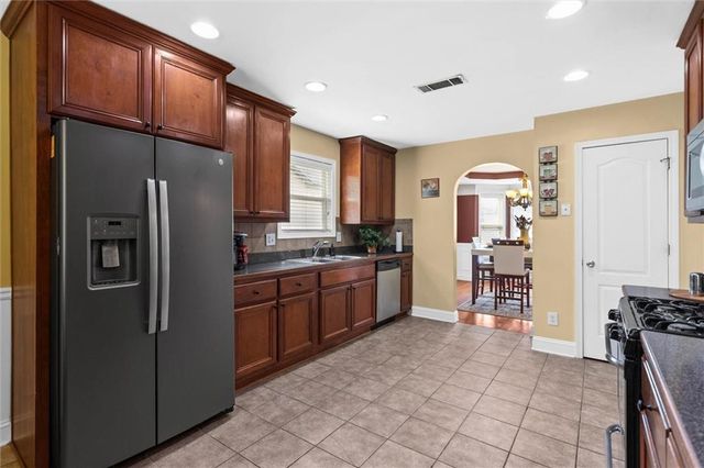 3995 Lucas Lane, Ellenwood, GA 30294