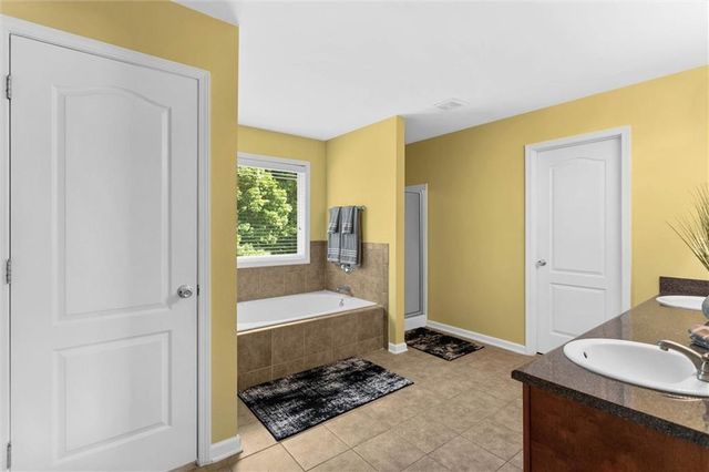 3995 Lucas Lane, Ellenwood, GA 30294