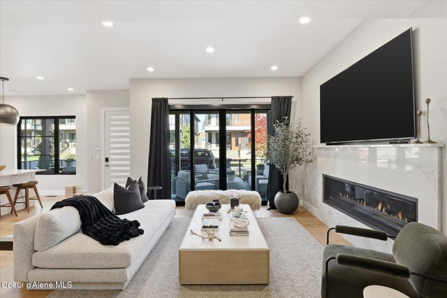 2860 W Lumber LN, Coeur D'alene, ID 83814