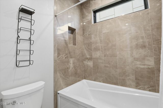 2860 W Lumber LN, Coeur D'alene, ID 83814