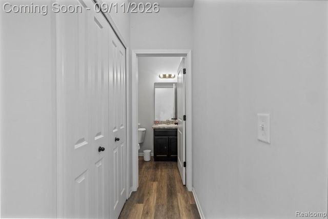19430 Granger Drive, Brownstown, MI 48174