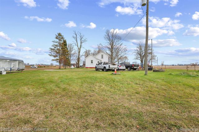 1102 Wellsville Highway, Palmyra Township, MI 49268
