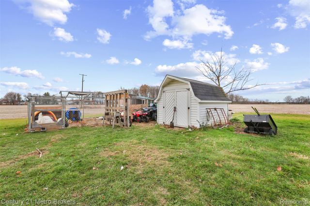 1102 Wellsville Highway, Palmyra Township, MI 49268