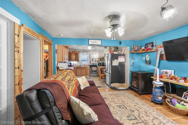 1102 Wellsville Highway, Palmyra Township, MI 49268