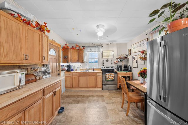 1102 Wellsville Highway, Palmyra Township, MI 49268