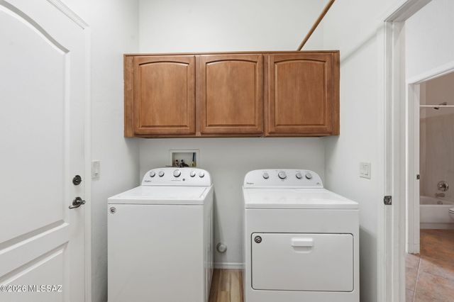 5812 S Azure Vista Way, Green Valley, AZ 85622