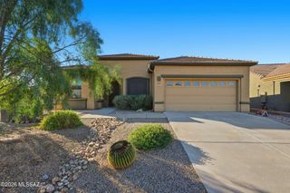 5812 S Azure Vista Way, Green Valley, AZ 85622