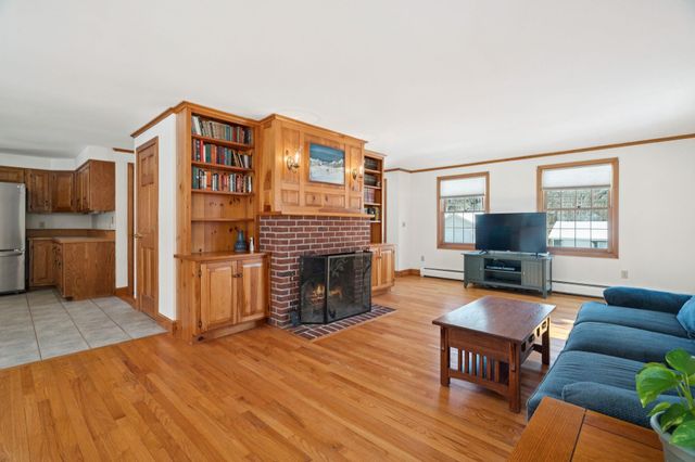 16 Birchwood Way, Laconia, NH 03246