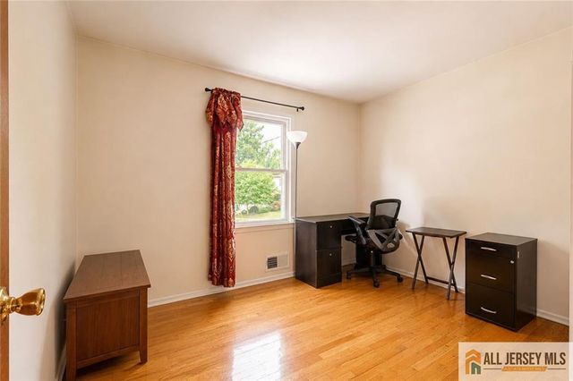 66 Edison Avenue, Edison, NJ 08820