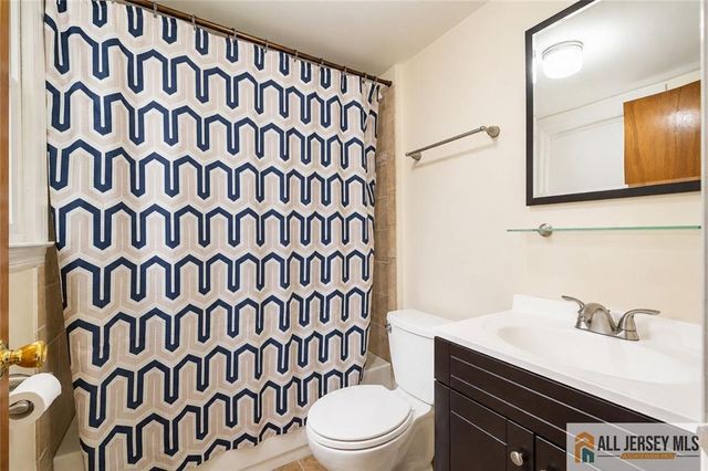 66 Edison Avenue, Edison, NJ 08820