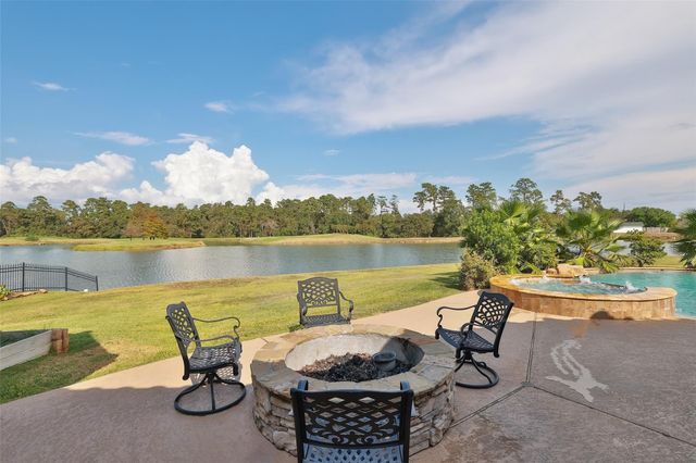 22 Post Shadow Estate Drive, Spring, TX 77389