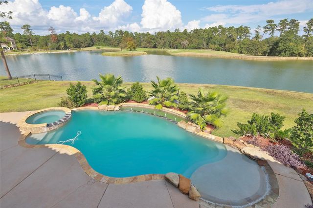 22 Post Shadow Estate Drive, Spring, TX 77389