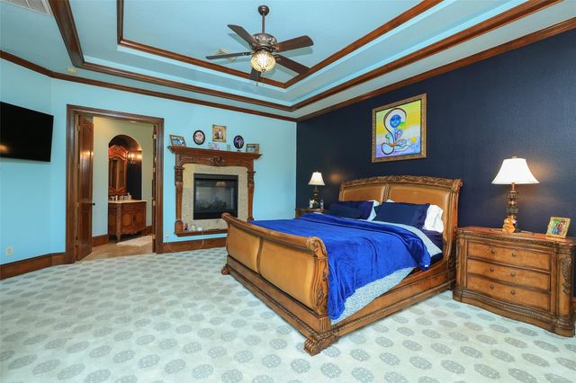 22 Post Shadow Estate Drive, Spring, TX 77389