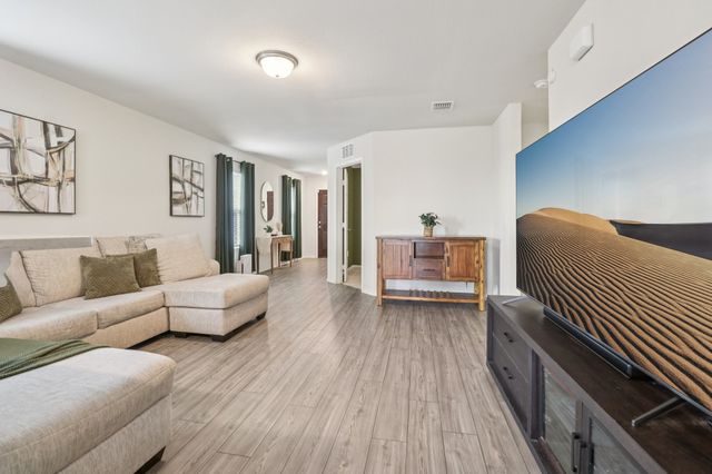 475 Grenada Lake Drive, Princeton, TX 75407