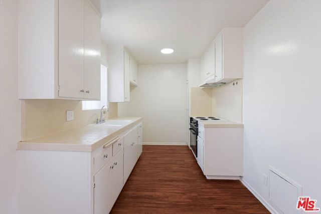 344 S Hobart Boulevard, Los Angeles, CA 90020