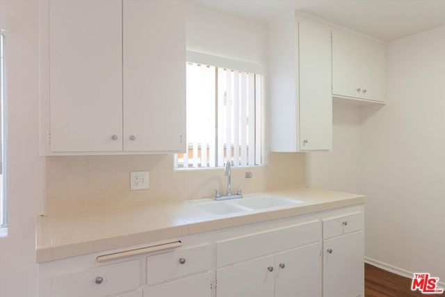 344 S Hobart Boulevard, Los Angeles, CA 90020