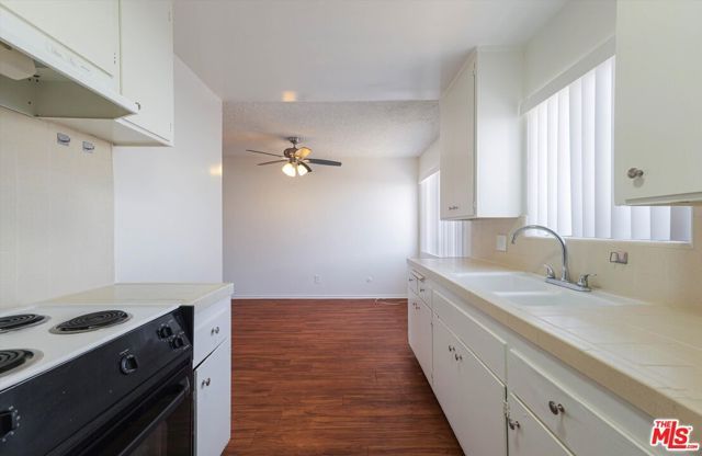 344 S Hobart Boulevard, Los Angeles, CA 90020