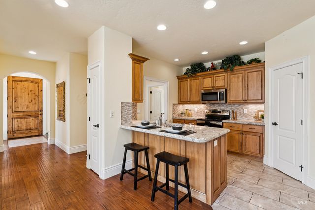 1614 W Par Court, Eagle, ID 83616