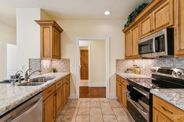 1614 W Par Court, Eagle, ID 83616