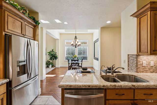 1614 W Par Court, Eagle, ID 83616