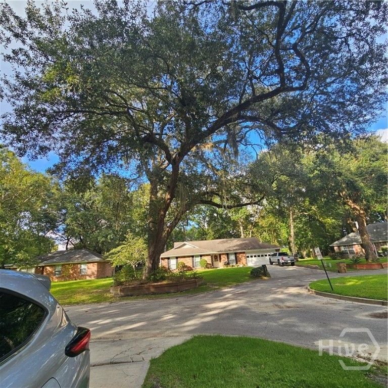 Image 16 of property listing at 66 E Egrets Nest Lane, Richmond Hill, GA 31324